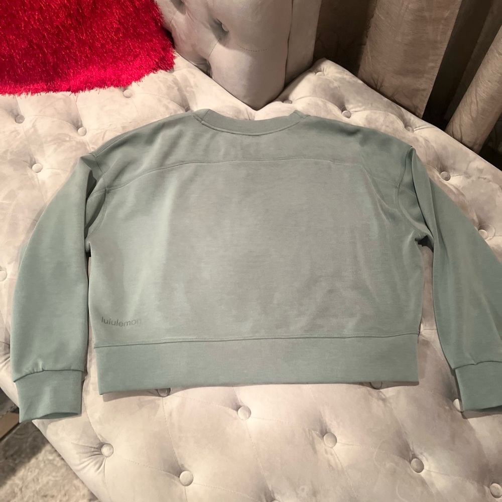 Lululemon 🍋 Perfectly Oversized cropped crew - Picture 4 of 4